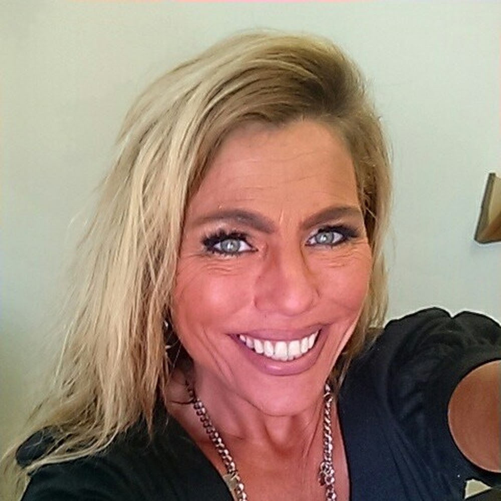Meet your Posher, Lori